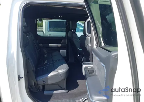 2025 Ford F-150 Platinum из США, поврежденный, VIN 1FTFW7L85SFB27507